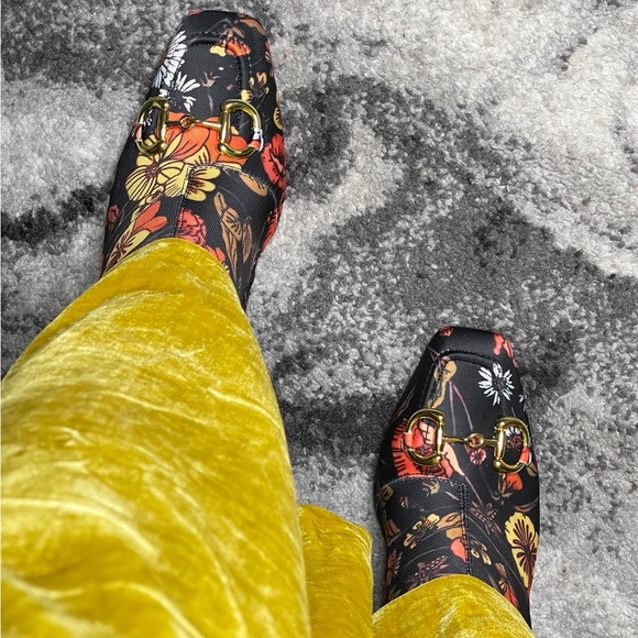 BRAND NEW w/Box.  Designer Inspired Ankle Boots - Picture 6 of 12